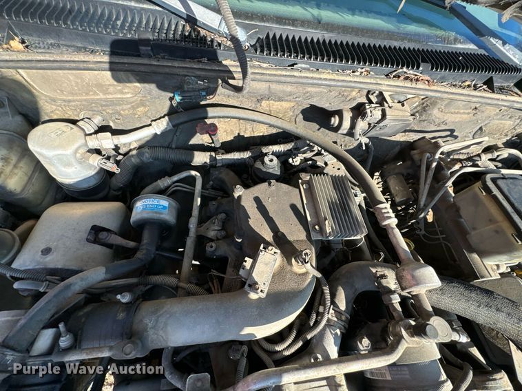 image for item OD9911 1999 Chevrolet 3500 HD bucket truck