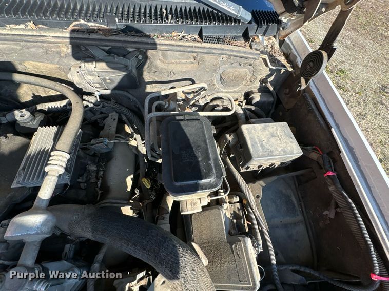 image for item OD9911 1999 Chevrolet 3500 HD bucket truck