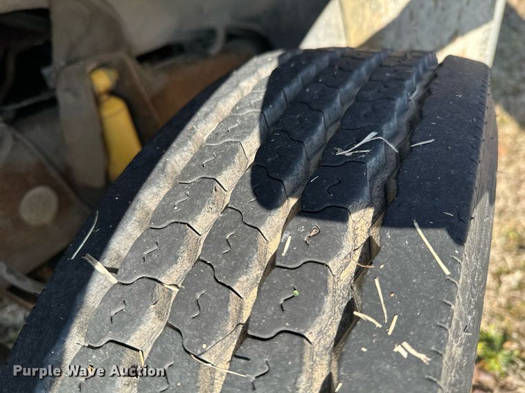 image for item OD9911 1999 Chevrolet 3500 HD bucket truck