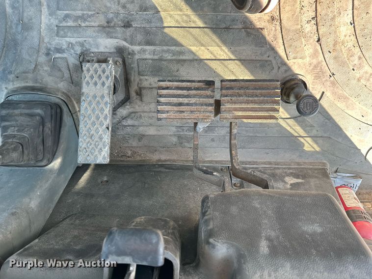 image for item OF9220 2002 Caterpillar 430D  backhoe