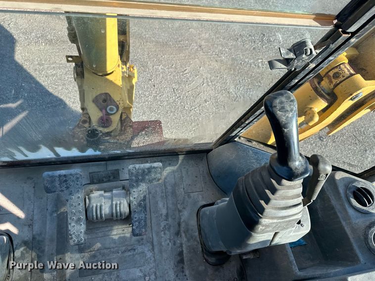 image for item OF9220 2002 Caterpillar 430D  backhoe