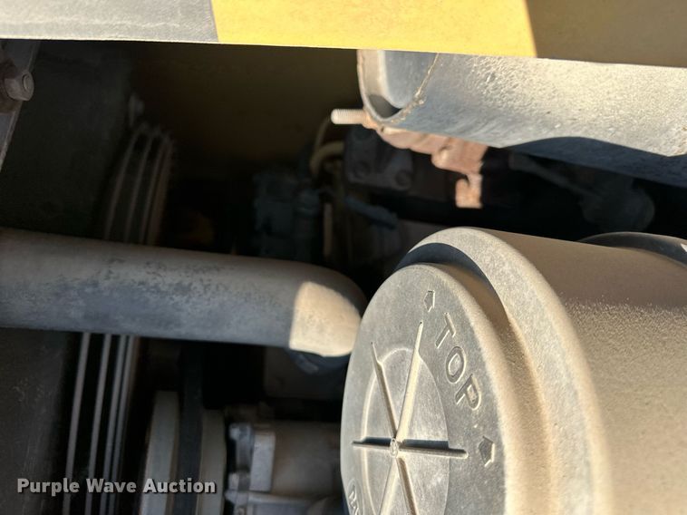 image for item OF9220 2002 Caterpillar 430D  backhoe