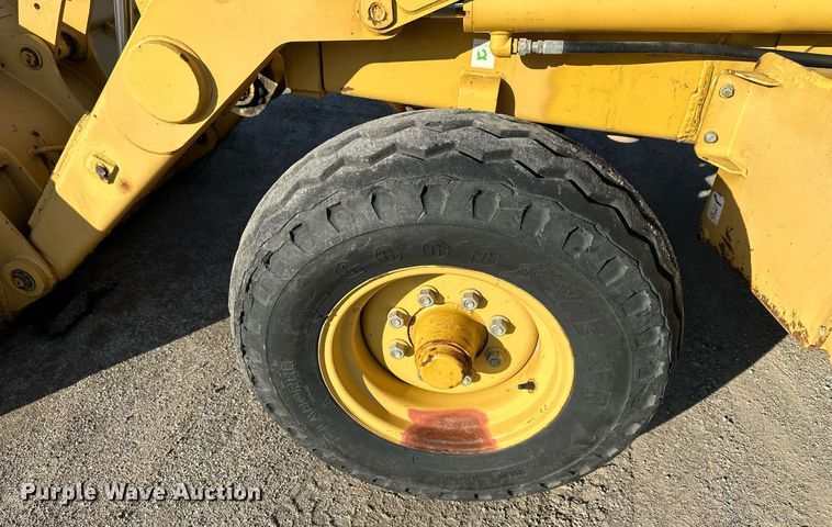 image for item OF9220 2002 Caterpillar 430D  backhoe