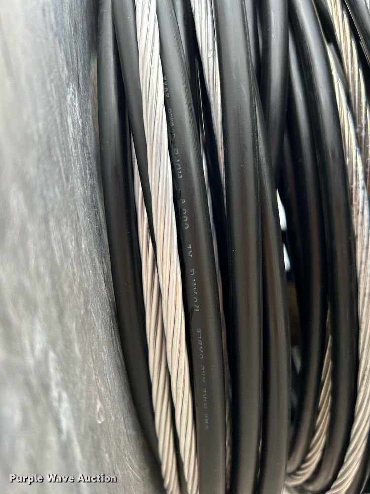 image for item OM9245 2011 Ford F750 Super Duty  bucket truck