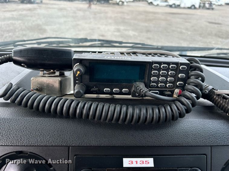 image for item OM9245 2011 Ford F750 Super Duty  bucket truck