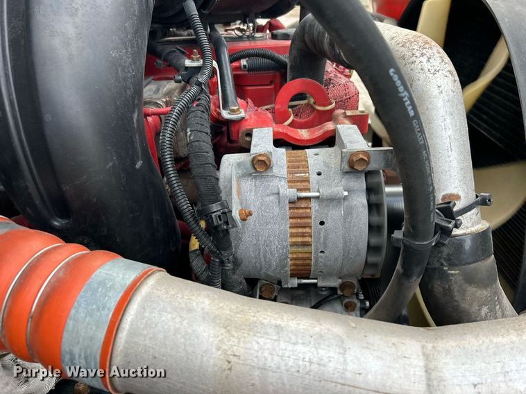 image for item OM9245 2011 Ford F750 Super Duty  bucket truck