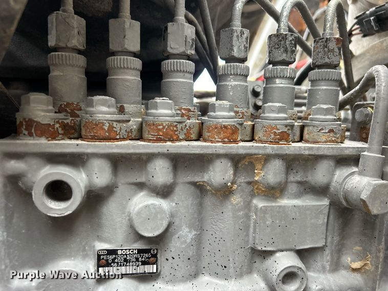 image for item OM9247 1997 Ford F800 bucket truck