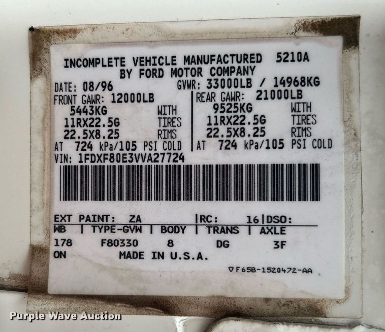 image for item OM9247 1997 Ford F800 bucket truck