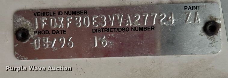 image for item OM9247 1997 Ford F800 bucket truck