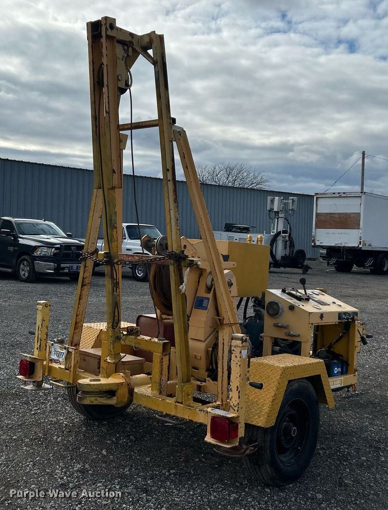 image for item OM9249 S & R Under Dawg DDB70  cable puller