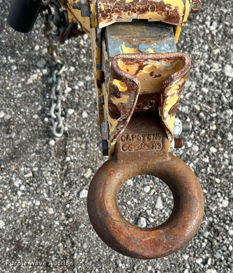 image for item OM9249 S & R Under Dawg DDB70  cable puller