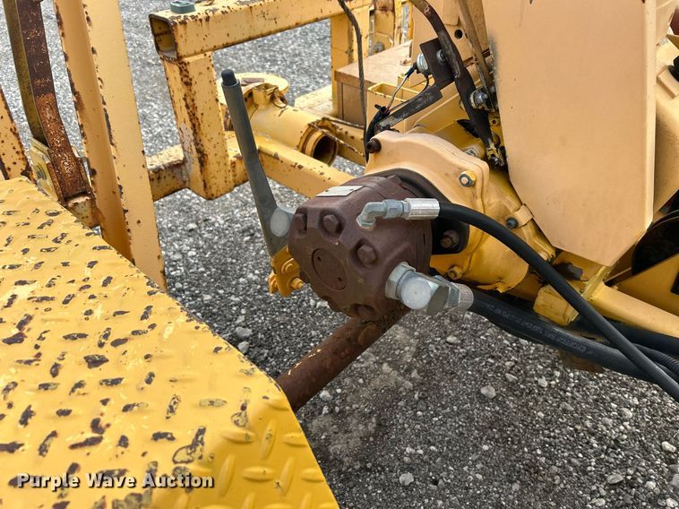 image for item OM9249 S & R Under Dawg DDB70  cable puller