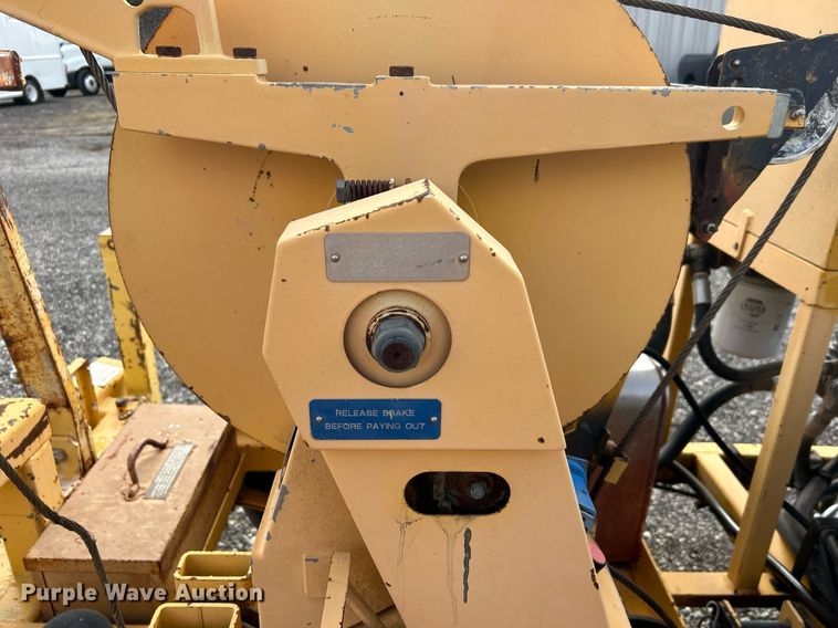 image for item OM9249 S & R Under Dawg DDB70  cable puller