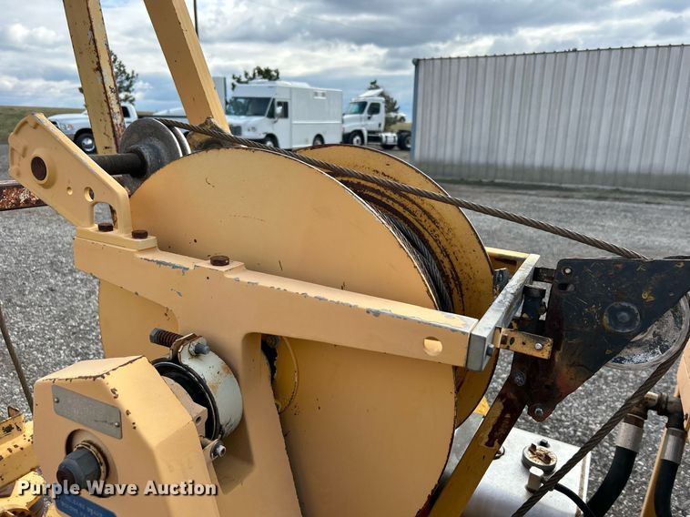 image for item OM9249 S & R Under Dawg DDB70  cable puller