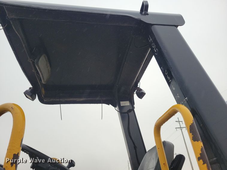 image for item DL7820 2008 Caterpillar CS423E single drum vibratory roller