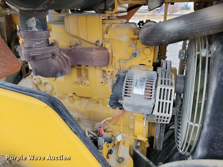 image for item DL7820 2008 Caterpillar CS423E single drum vibratory roller