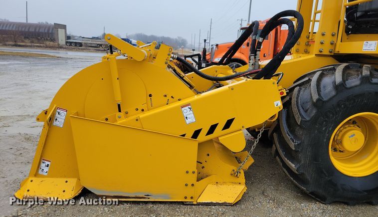 image for item DL7821 2019 Weiler S200 soil stabilizer / reclaimer