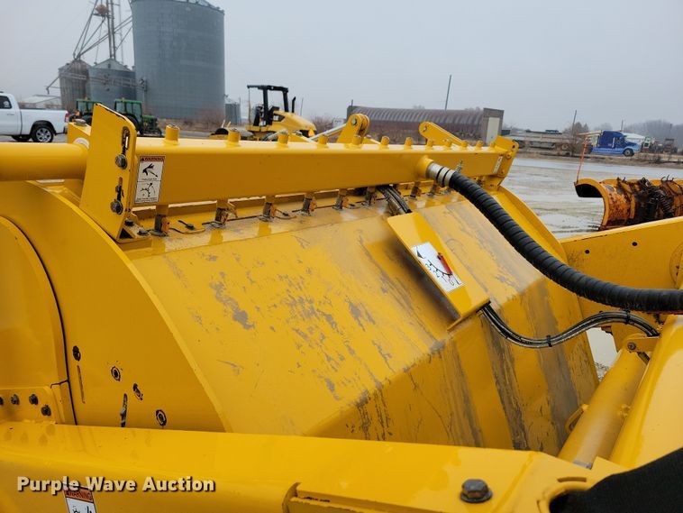 image for item DL7821 2019 Weiler S200 soil stabilizer / reclaimer