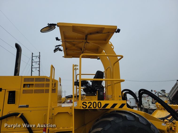 image for item DL7821 2019 Weiler S200 soil stabilizer / reclaimer