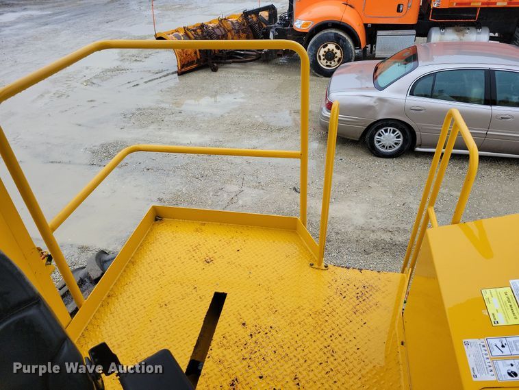 image for item DL7821 2019 Weiler S200 soil stabilizer / reclaimer