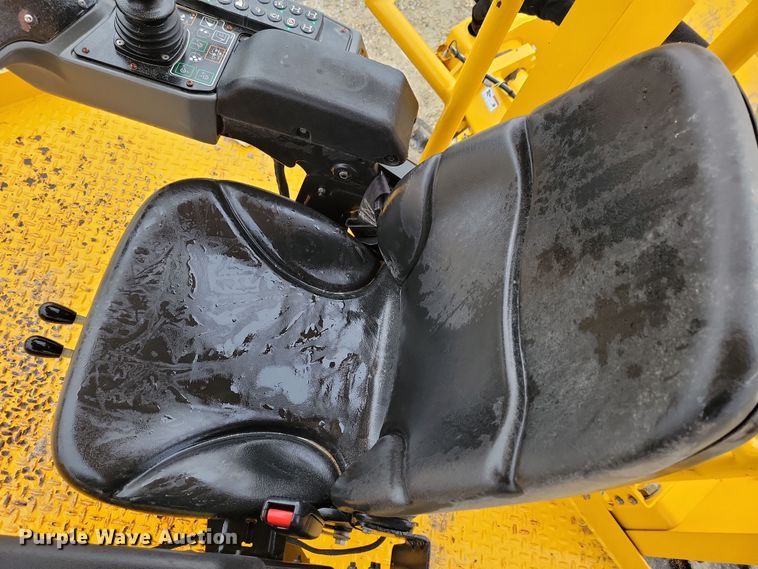 image for item DL7821 2019 Weiler S200 soil stabilizer / reclaimer