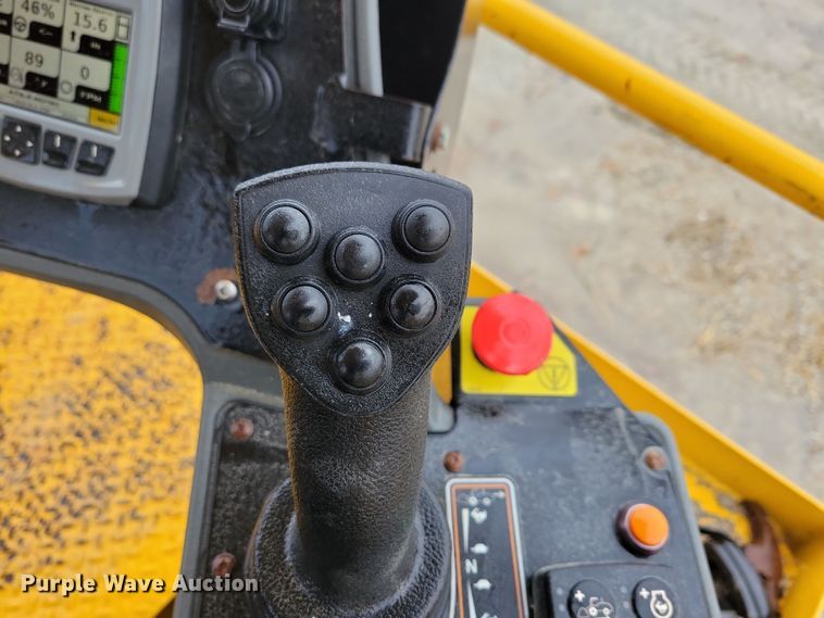 image for item DL7821 2019 Weiler S200 soil stabilizer / reclaimer