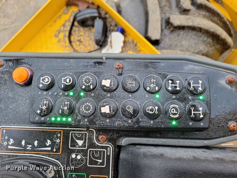 image for item DL7821 2019 Weiler S200 soil stabilizer / reclaimer