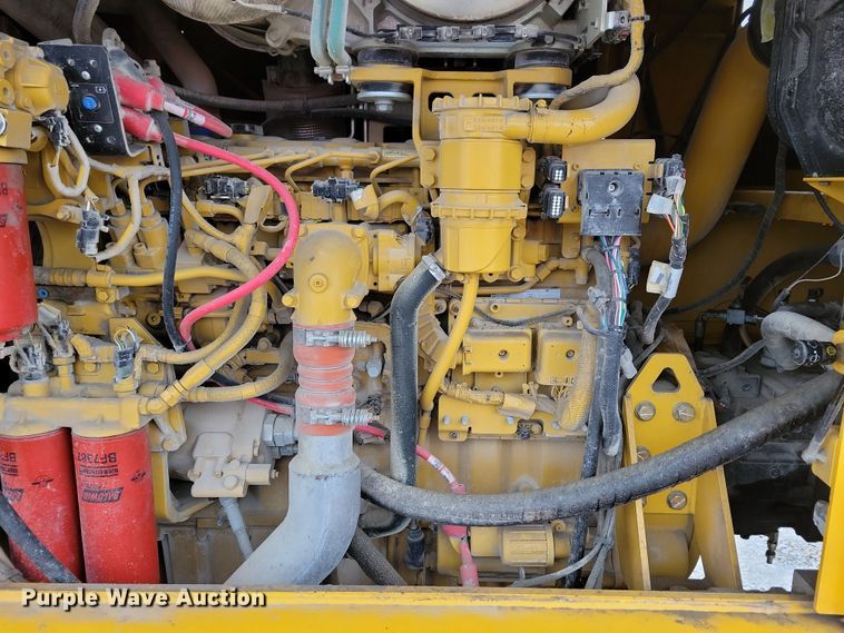 image for item DL7821 2019 Weiler S200 soil stabilizer / reclaimer