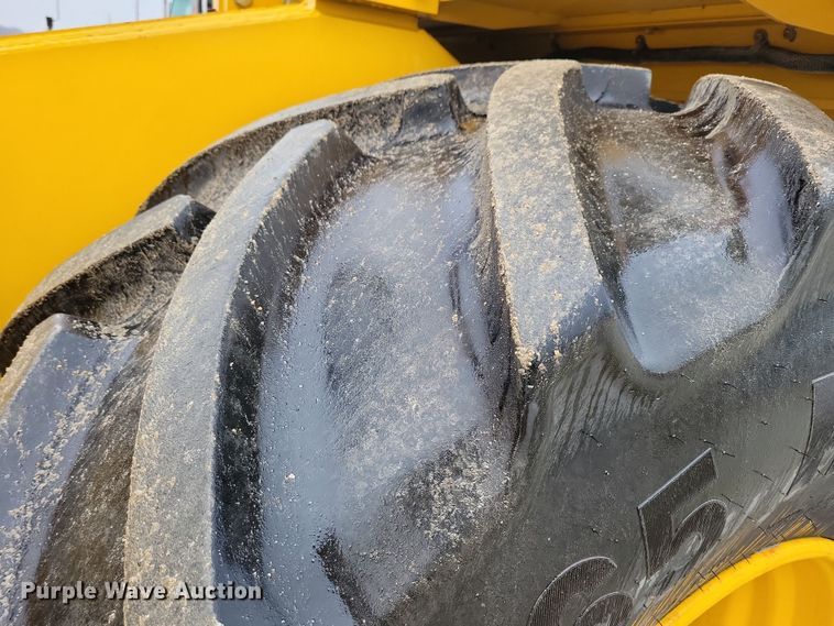 image for item DL7821 2019 Weiler S200 soil stabilizer / reclaimer