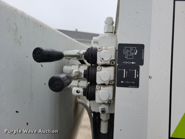 image for item DL7822 2017 Schwing SP500 concrete pump