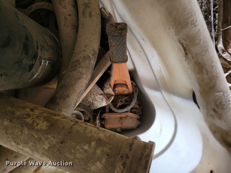 image for item DL7822 2017 Schwing SP500 concrete pump