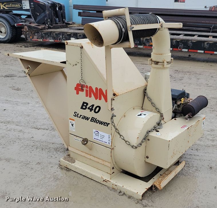 image for item DL7823 Finn B40 straw blower