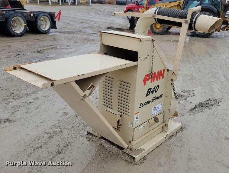 image for item DL7823 Finn B40 straw blower