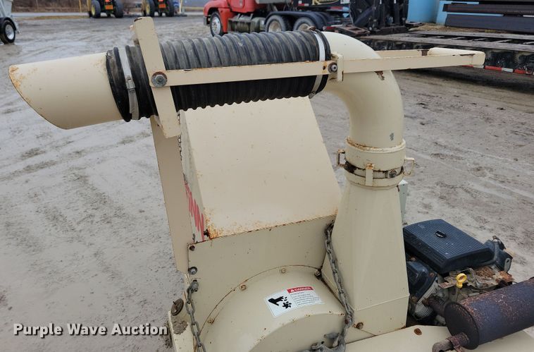 image for item DL7823 Finn B40 straw blower