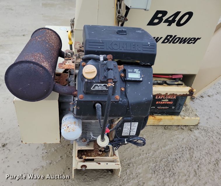 image for item DL7823 Finn B40 straw blower