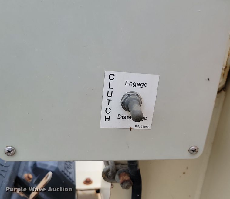 image for item DL7823 Finn B40 straw blower