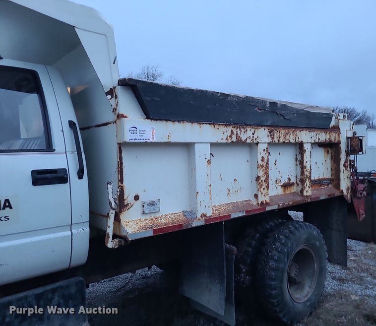 image for item DN8297 1991 Chevrolet Kodiak C5500 dump truck