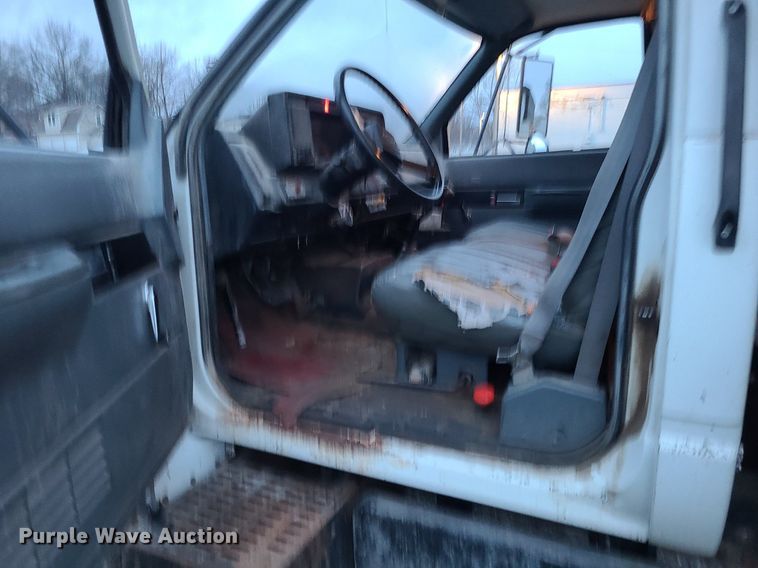 image for item DN8297 1991 Chevrolet Kodiak C5500 dump truck