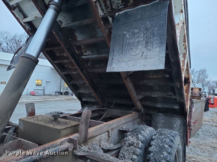 image for item DN8297 1991 Chevrolet Kodiak C5500 dump truck