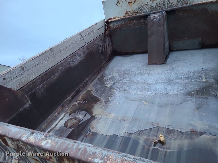 image for item DN8297 1991 Chevrolet Kodiak C5500 dump truck