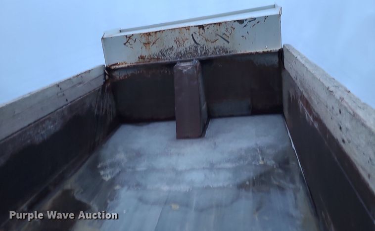 image for item DN8297 1991 Chevrolet Kodiak C5500 dump truck