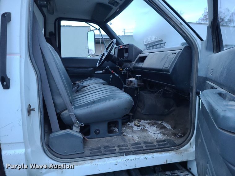 image for item DN8297 1991 Chevrolet Kodiak C5500 dump truck