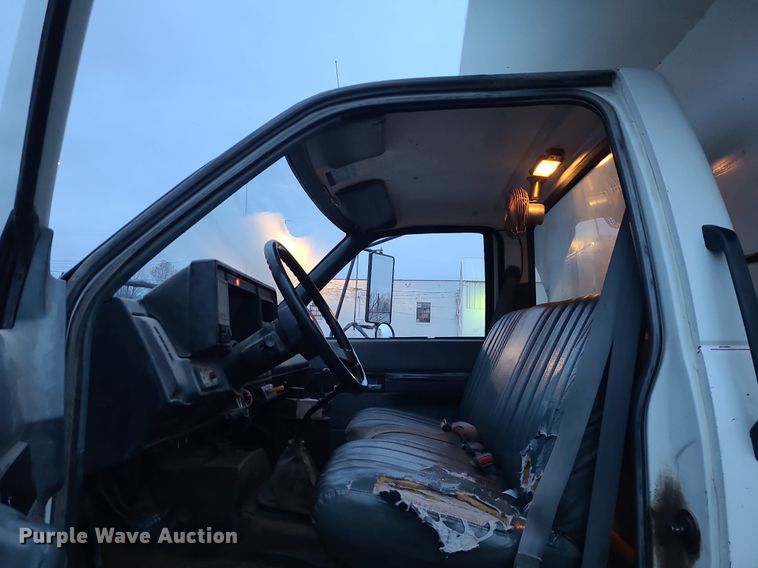 image for item DN8297 1991 Chevrolet Kodiak C5500 dump truck