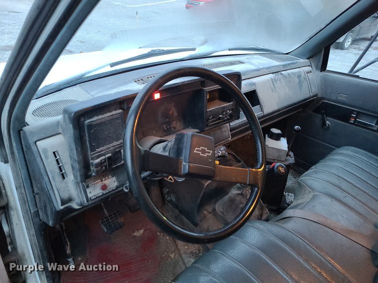 image for item DN8297 1991 Chevrolet Kodiak C5500 dump truck