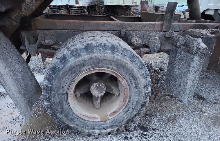 image for item DN8297 1991 Chevrolet Kodiak C5500 dump truck