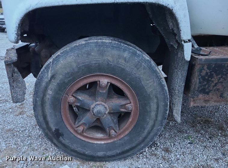 image for item DN8297 1991 Chevrolet Kodiak C5500 dump truck