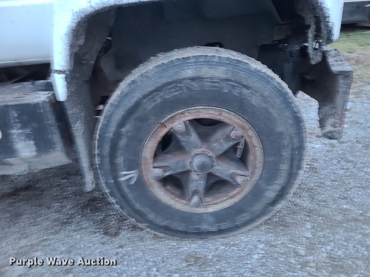 image for item DN8297 1991 Chevrolet Kodiak C5500 dump truck