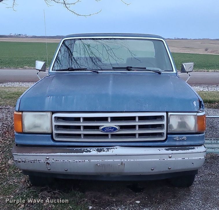 image for item DN8299 1991 Ford F150 pickup truck