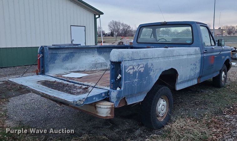 image for item DN8299 1991 Ford F150 pickup truck