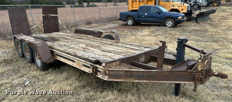 image for item DO5170 1985 Trail King TK18U-2000 equipment trailer